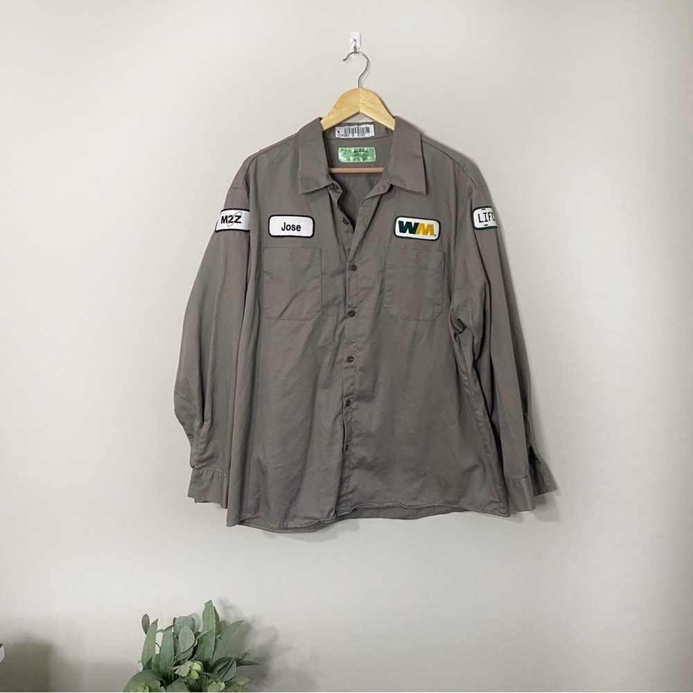 Men's 1XL Gray Waste Management Long Sleeve Button Down Top